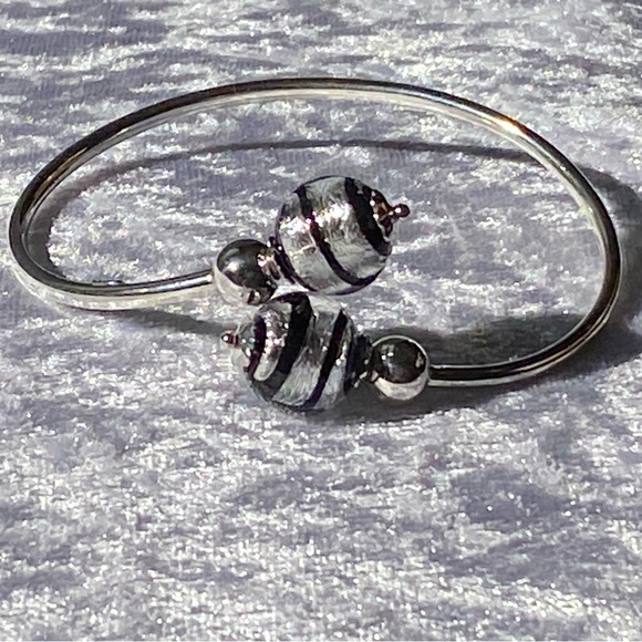 Venetian Artisan Glass Black Swirl 800 Silver Bypass Bracelet Italy - Picture 2 of 14